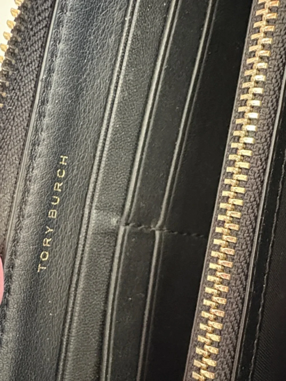 Tory Burch Black Wallet with Gold Logo Emblem - Picture 5 of 8